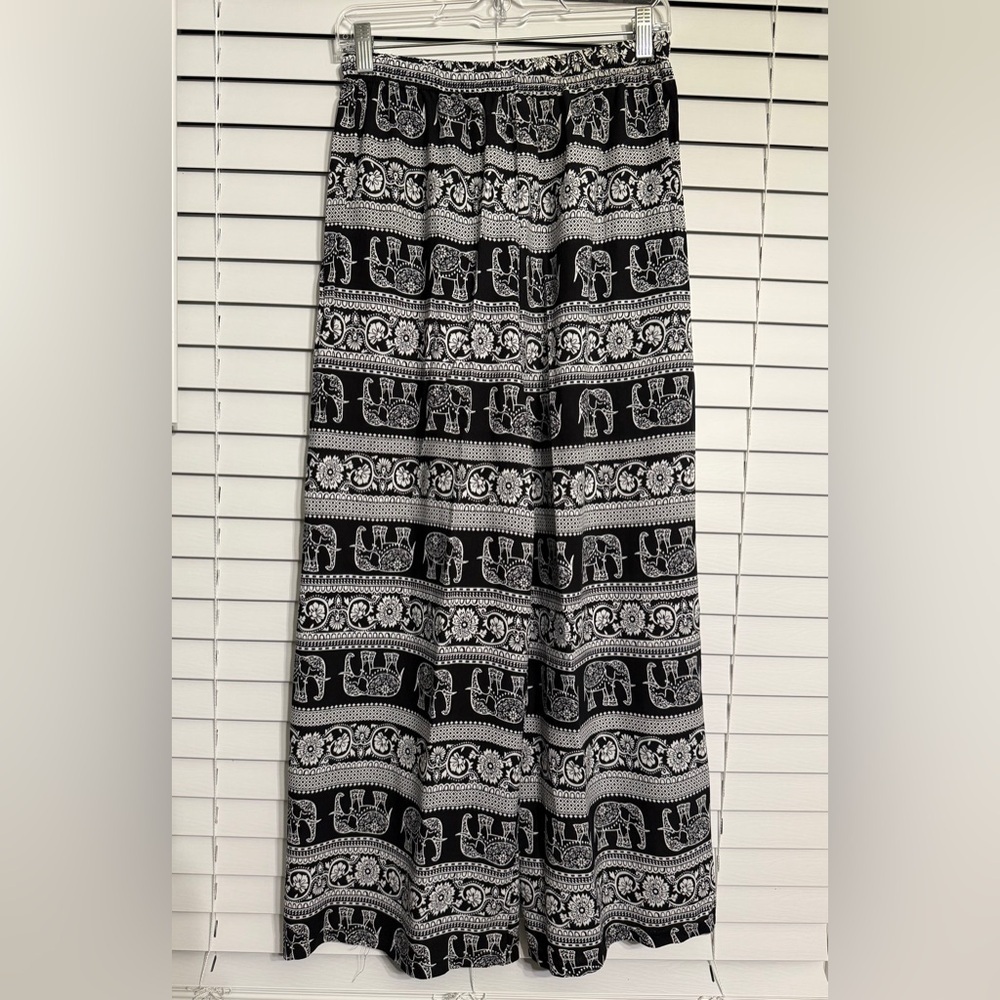 #6)  NEW  elastic waist wide leg pants with elephant print